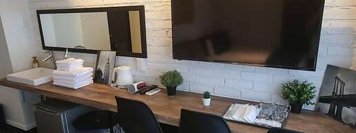 N.33 Hakata Sta. River Side