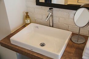 N.33 Hakata Sta. River Side