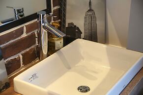 N.33 Hakata Sta. River Side