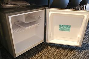 N.33 Hakata Sta. River Side