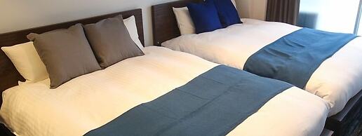 N.33 Hakata Sta. River Side