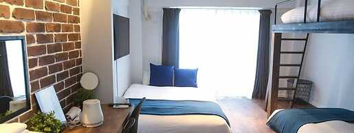 N.33 Hakata Sta. River Side