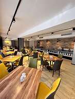 Jazz Hotel