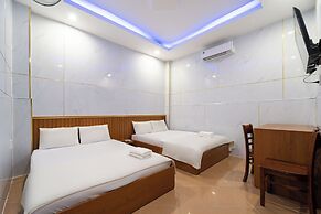 OYO 261 Binh Dung Hotel