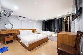 OYO 261 Binh Dung Hotel