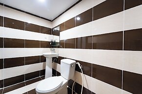 OYO 261 Binh Dung Hotel