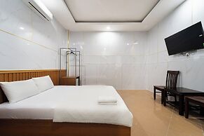 OYO 261 Binh Dung Hotel