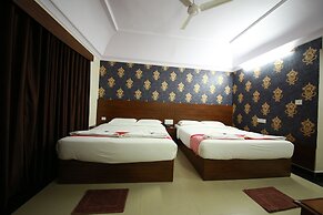 Hotel Chetan International