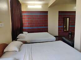 Hotel Chetan International