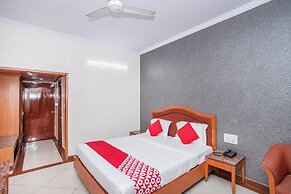 Hotel Chetan International