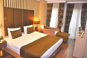 Pell Palace Hotel & Spa