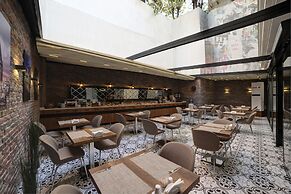 Pell Palace Hotel & Spa