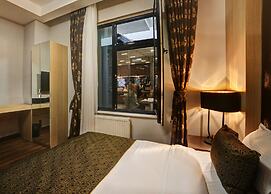 Pell Palace Hotel & Spa