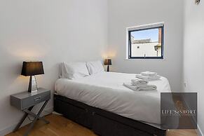 City Centre Spacious Apartment