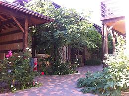 Sadorini Guest House