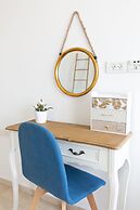 Beach Front Stylish Hugh 2DBR