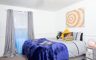 Modern Exeter City Cottage Howell Road