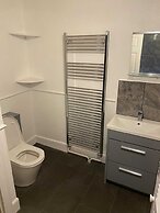 Modern Exeter City Cottage Howell Road