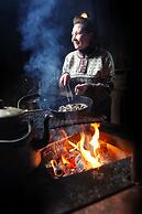 Isokenkäisten Klubi, Wilderness lodge