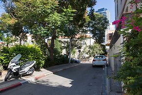 Neve Tzedek Megic - Hugh garden Terrace