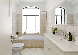 Neve Tzedek Megic - Hugh garden Terrace