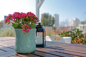 Neve Tzedek Megic - Hugh garden Terrace