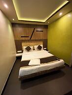 Hotel Adarsh International