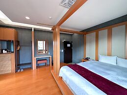 LiChiuan Hotel Spring Hotel