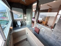 LiChiuan Hotel Spring Hotel