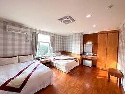 LiChiuan Hotel Spring Hotel