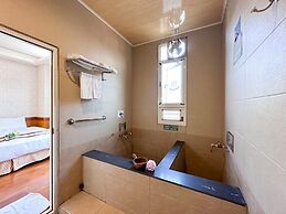 LiChiuan Hotel Spring Hotel