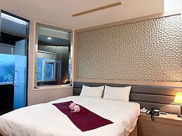 LiChiuan Hotel Spring Hotel