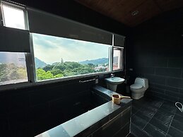 LiChiuan Hotel Spring Hotel