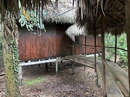 Yacumama Lodge & Excursions