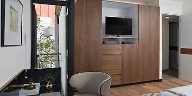 Perfect Modernation Apartment by Mr.W