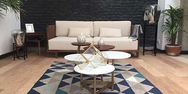 Unique Roma Town House by Mr.W
