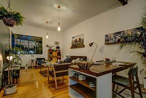 Old School Apartment by Mr.W