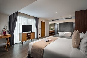 Pentstudio West Lake Hanoi