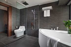 Pentstudio West Lake Hanoi