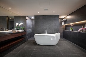 Pentstudio West Lake Hanoi