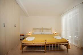 Hotel Bucaneve