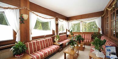 Hotel Bucaneve