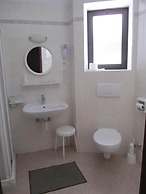 Hotel Bucaneve