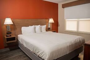 Hawthorn Suites BY Wyndham Erie