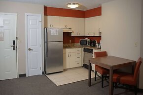 Hawthorn Suites BY Wyndham Erie