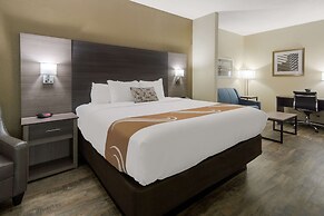 Quality Inn & Suites Roanoke - Fort Worth North