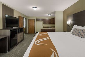 Quality Inn & Suites Roanoke - Fort Worth North
