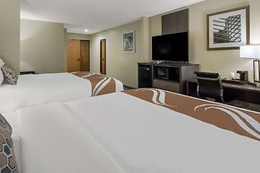 Quality Inn & Suites Roanoke - Fort Worth North