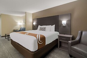 Quality Inn & Suites Roanoke - Fort Worth North