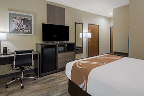 Quality Inn & Suites Roanoke - Fort Worth North